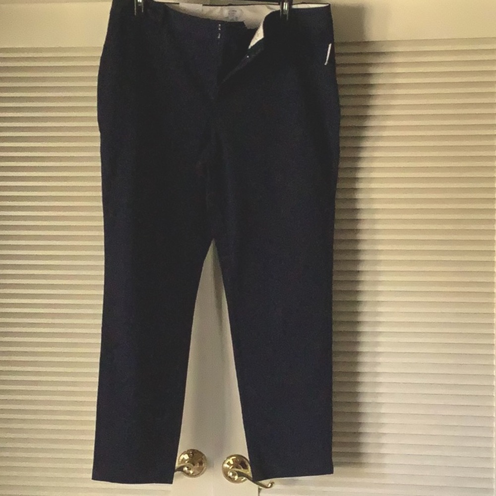 Navy women’s Crown & Ivy Dress pants 18W, NWT